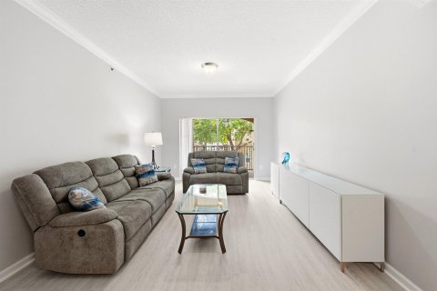 Condo in Coral Springs, Florida, 2 bedrooms  № 2078110 - photo 12