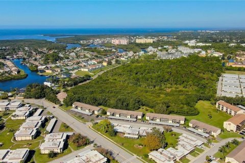 Condominio en venta en New Port Richey, Florida, 2 dormitorios, 94.48 m2 № 1817378 - foto 2