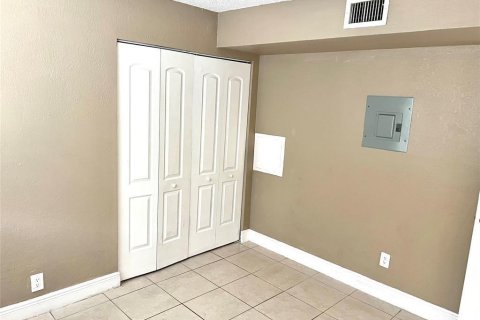 Condo in Tamarac, Florida, 3 bedrooms  № 2193004 - photo 4