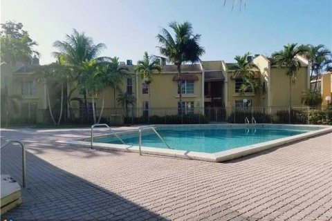 Condo in Tamarac, Florida, 3 bedrooms  № 2193004 - photo 7