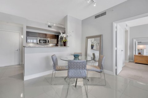 Copropriété à louer à West Palm Beach, Floride: 2 chambres, 110.74 m2 № 2366082 - photo 8
