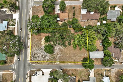 Terreno en venta en Wildwood, Florida № 1776921 - foto 1