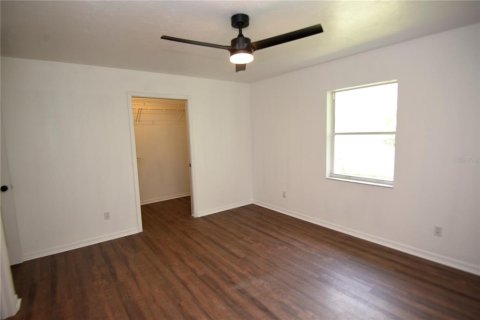 House in Avon Park, Florida 3 bedrooms, 156.63 sq.m. № 1824980 - photo 6
