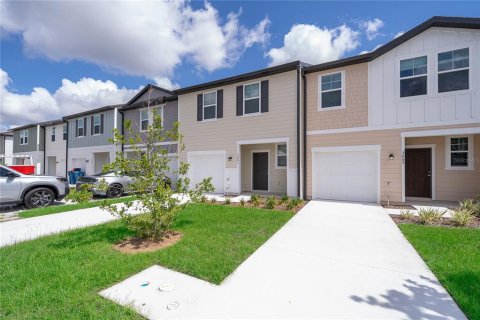 Adosado en alquiler en Davenport, Florida, 3 dormitorios, 137.5 m2 № 2202723 - foto 3