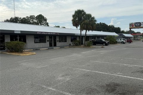 Propiedad comercial en alquiler en Leesburg, Florida, 1129.69 m2 № 1906068 - foto 5
