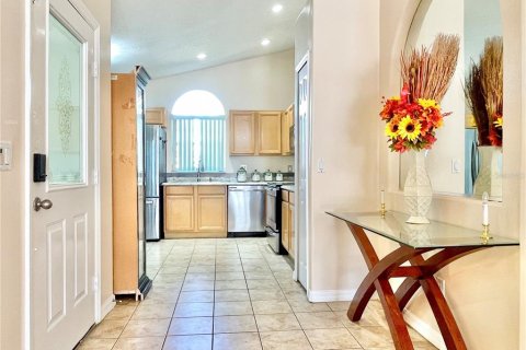 House in Kissimmee, Florida 4 bedrooms, 161.65 sq.m. № 1801778 - photo 4