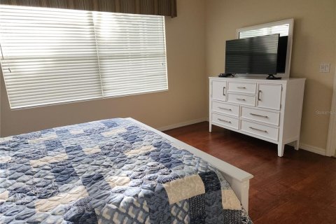 Villa ou maison à louer à Bradenton, Floride: 3 chambres, 167.22 m2 № 1833071 - photo 15