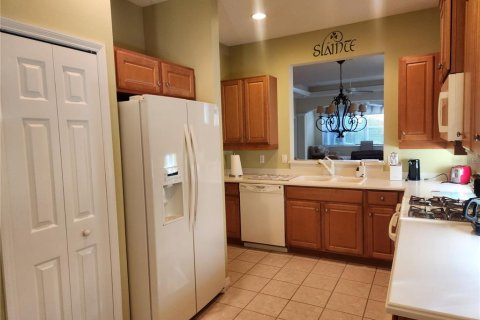 Villa ou maison à louer à Bradenton, Floride: 3 chambres, 167.22 m2 № 1833071 - photo 12