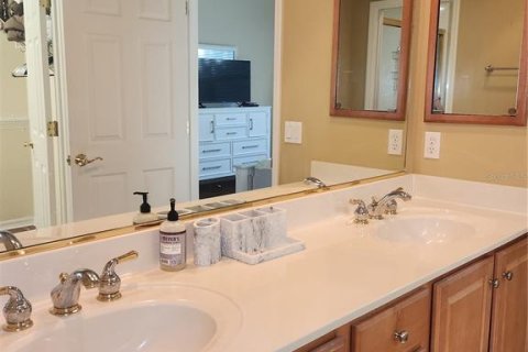 Villa ou maison à louer à Bradenton, Floride: 3 chambres, 167.22 m2 № 1833071 - photo 18
