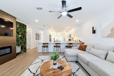 Touwnhouse à louer à Tampa, Floride: 3 chambres, 203.64 m2 № 2383919 - photo 10