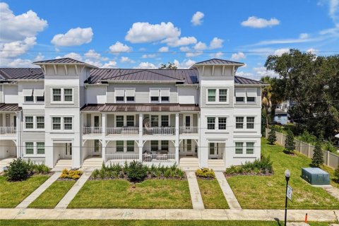 Touwnhouse à louer à Tampa, Floride: 3 chambres, 203.64 m2 № 2383919 - photo 3