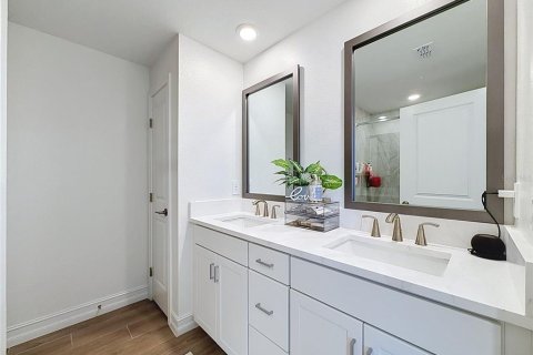 Touwnhouse à louer à Tampa, Floride: 3 chambres, 203.64 m2 № 2383919 - photo 29