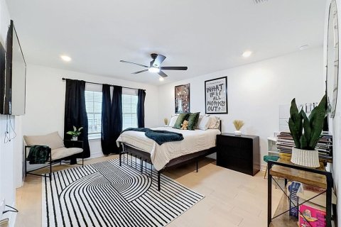 Touwnhouse à louer à Tampa, Floride: 3 chambres, 203.64 m2 № 2383919 - photo 30