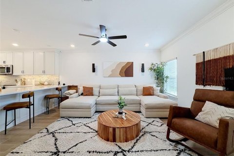 Touwnhouse à louer à Tampa, Floride: 3 chambres, 203.64 m2 № 2383919 - photo 8