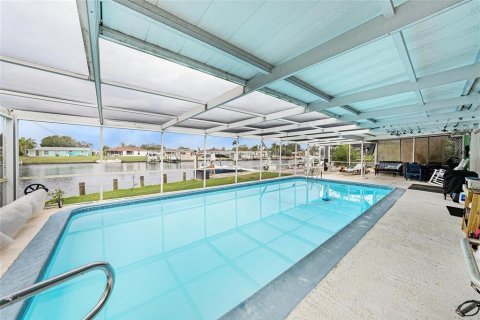 Casa en venta en Holiday, Florida, 3 dormitorios, 139.54 m2 № 2383836 - foto 25
