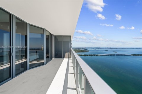 Condominio en alquiler en Miami, Florida, 2 dormitorios, 146.41 m2 № 2253145 - foto 26