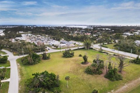 Propiedad comercial en venta en Placida, Florida № 974856 - foto 6