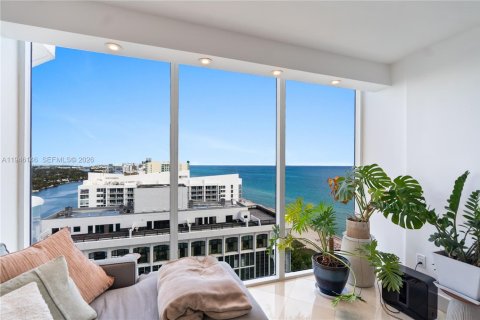 Купить кондоминиум в Майами-Бич, Флорида 2 спальни, 128.21м2, № 2055286 - фото 3