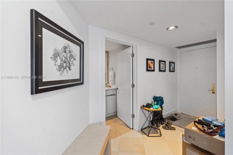 Купить кондоминиум в Майами-Бич, Флорида 2 спальни, 128.21м2, № 2055286 - фото 19