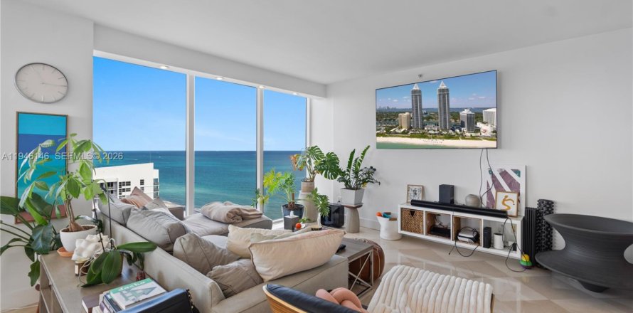 Кондоминиум с 2 спальнями в Майами-Бич, Флорида № 2055286