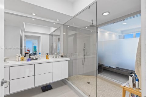 Купить кондоминиум в Майами-Бич, Флорида 2 спальни, 128.21м2, № 2055286 - фото 24