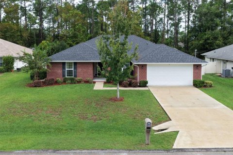 House in Palm Coast, Florida 4 bedrooms, 193.05 sq.m. № 2410080 - photo 3