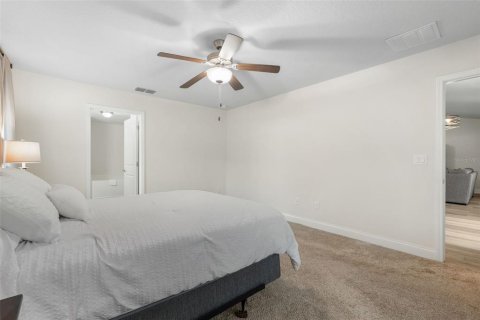 House in Palm Coast, Florida 4 bedrooms, 193.05 sq.m. № 2410080 - photo 23