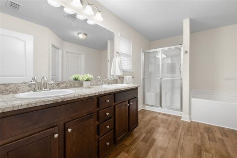House in Palm Coast, Florida 4 bedrooms, 193.05 sq.m. № 2410080 - photo 24