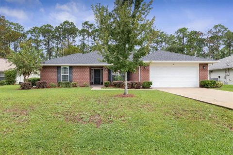 House in Palm Coast, Florida 4 bedrooms, 193.05 sq.m. № 2410080