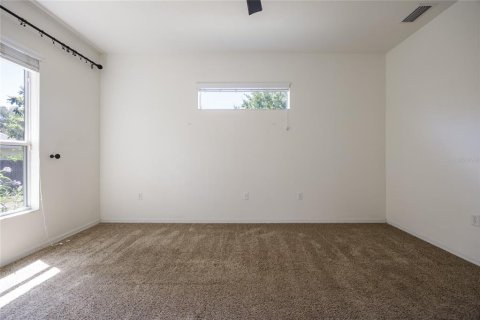 Casa en venta en Gainesville, Florida, 4 dormitorios, 227.89 m2 № 1898824 - foto 14