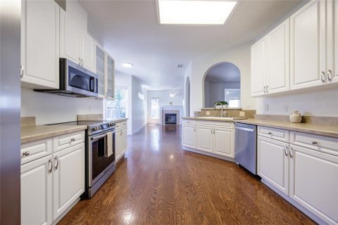 Casa en venta en Gainesville, Florida, 4 dormitorios, 227.89 m2 № 1898824 - foto 9