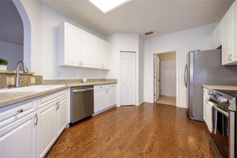 Casa en venta en Gainesville, Florida, 4 dormitorios, 227.89 m2 № 1898824 - foto 11