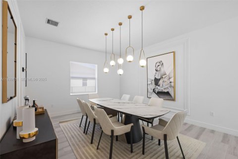 House in Davie, Florida 6 bedrooms, 449.28 sq.m. № 1991527 - photo 28