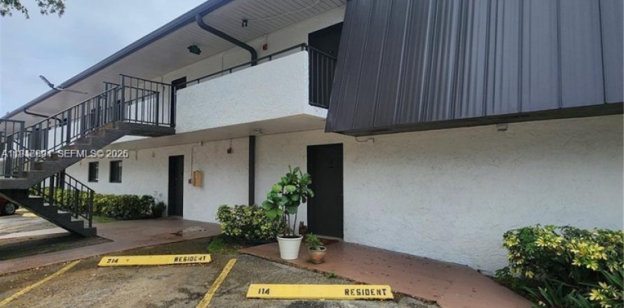 Квартира в Катлер-Бей, Флорида 2 спальни № 2004382