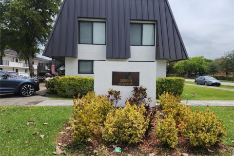 Снять в аренду квартиру в Катлер-Бей, Флорида 2 спальни, № 2004382 - фото 14