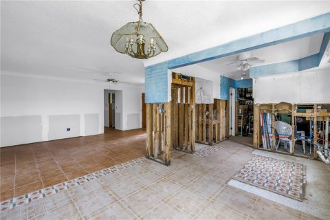 House in Madeira Beach, Florida 3 bedrooms, 140.75 sq.m. № 1826662 - photo 30