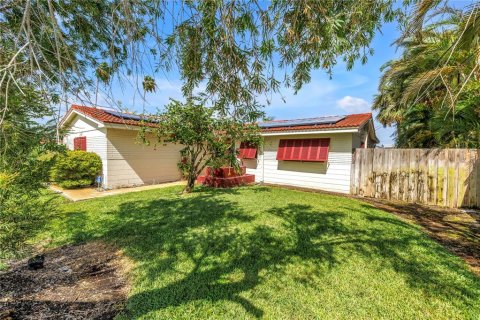 House in Madeira Beach, Florida 3 bedrooms, 140.75 sq.m. № 1826662 - photo 4