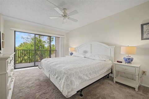 Condo in Dunedin, Florida, 2 bedrooms № 2349172 - photo 7