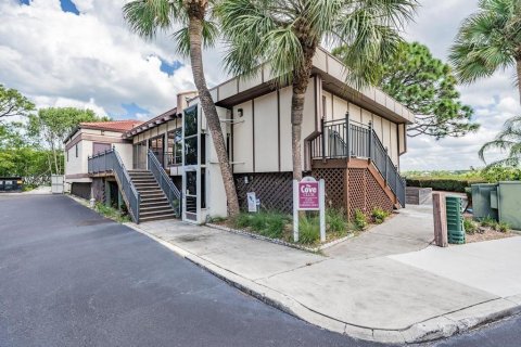 Condo in Dunedin, Florida, 2 bedrooms № 2349172 - photo 22