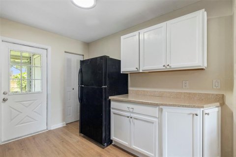 Copropriété à vendre à Pinellas Park, Floride: 1 chambre, 59.64 m2 № 1841730 - photo 7
