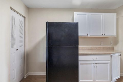 Copropriété à vendre à Pinellas Park, Floride: 1 chambre, 59.64 m2 № 1841730 - photo 8