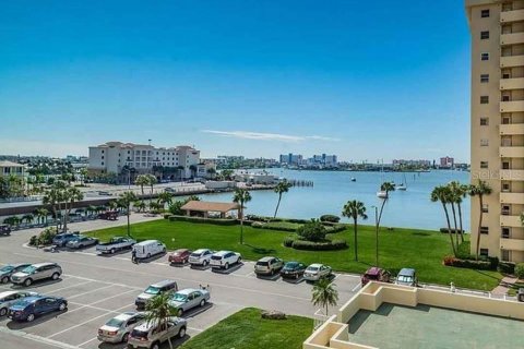 Condominio en alquiler en Saint Petersburg, Florida, 2 dormitorios, 103.59 m2 № 2156551 - foto 18