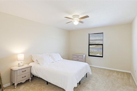 House in Wimauma, Florida 4 bedrooms, 284.28 sq.m. № 1553596 - photo 30