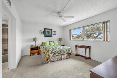 Condo in Margate, Florida, 2 bedrooms  № 2392651 - photo 13