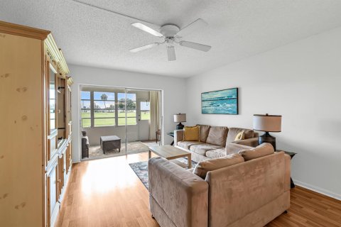 Condo in Margate, Florida, 2 bedrooms  № 2392651 - photo 7