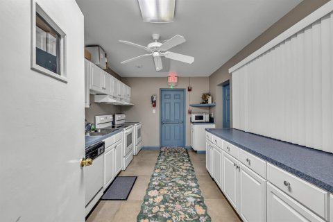 Condo in Margate, Florida, 2 bedrooms  № 2392651 - photo 30