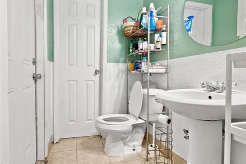 House in Bartow, Florida 3 bedrooms, 172.71 sq.m. № 1787569 - photo 22