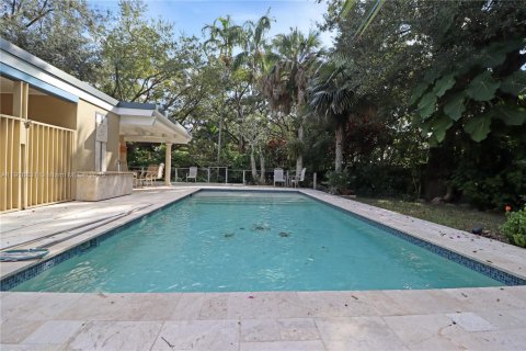 Casa en venta en Miami, Florida, 4 dormitorios, 197.32 m2 № 1972098 - foto 27