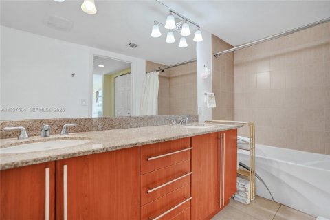 Copropriété à vendre à West Palm Beach, Floride: 2 chambres, 104.98 m2 № 1995258 - photo 20