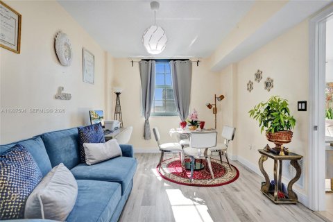 Copropriété à vendre à West Palm Beach, Floride: 2 chambres, 104.98 m2 № 1995258 - photo 11